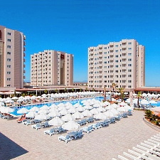 Grand Park Lara